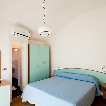 Albergo Villa Mauri Rimini Exterior photo