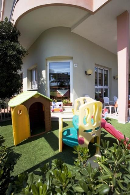 Albergo Villa Mauri Rimini Exterior photo