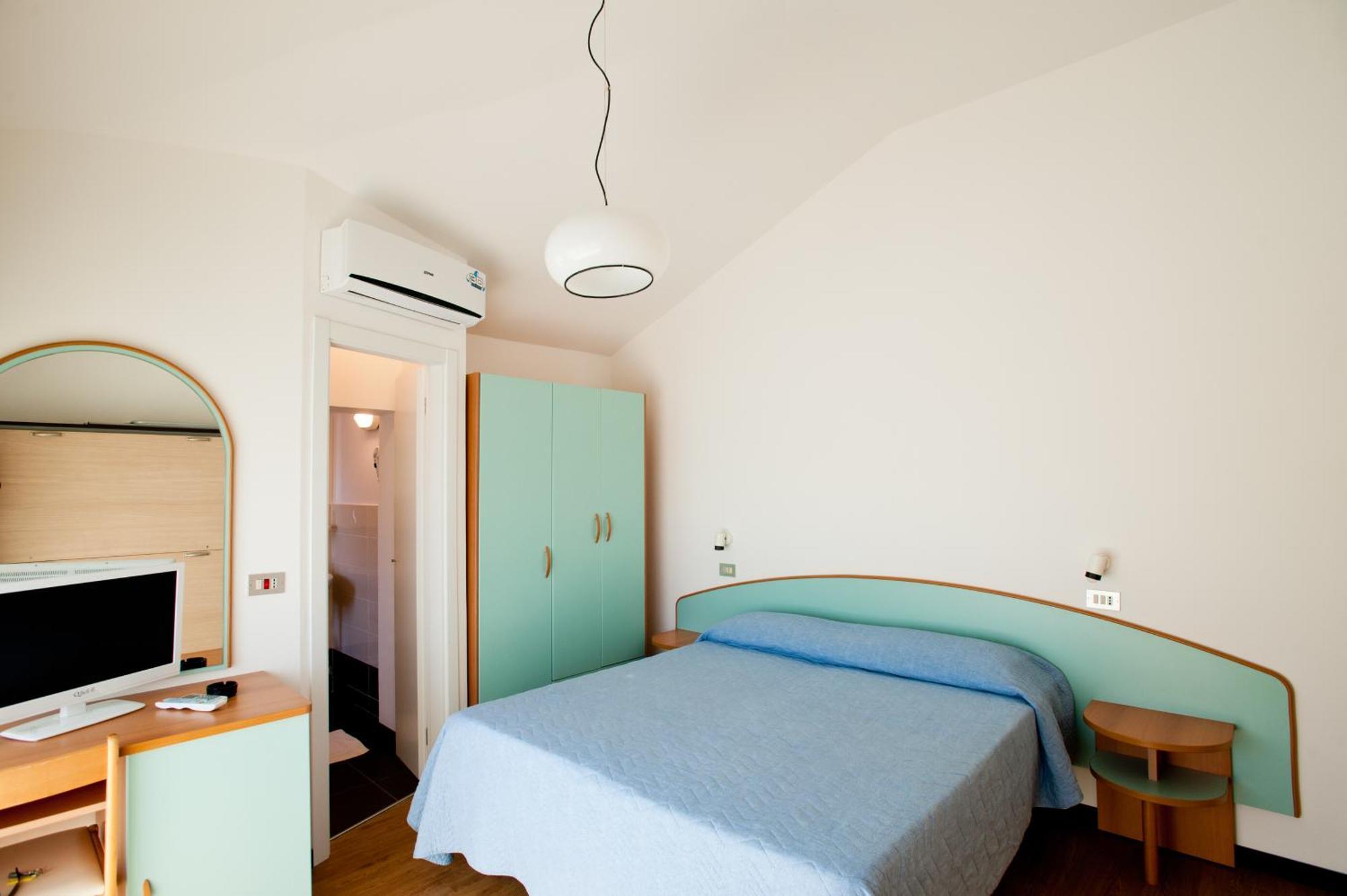 Albergo Villa Mauri Rimini Exterior photo