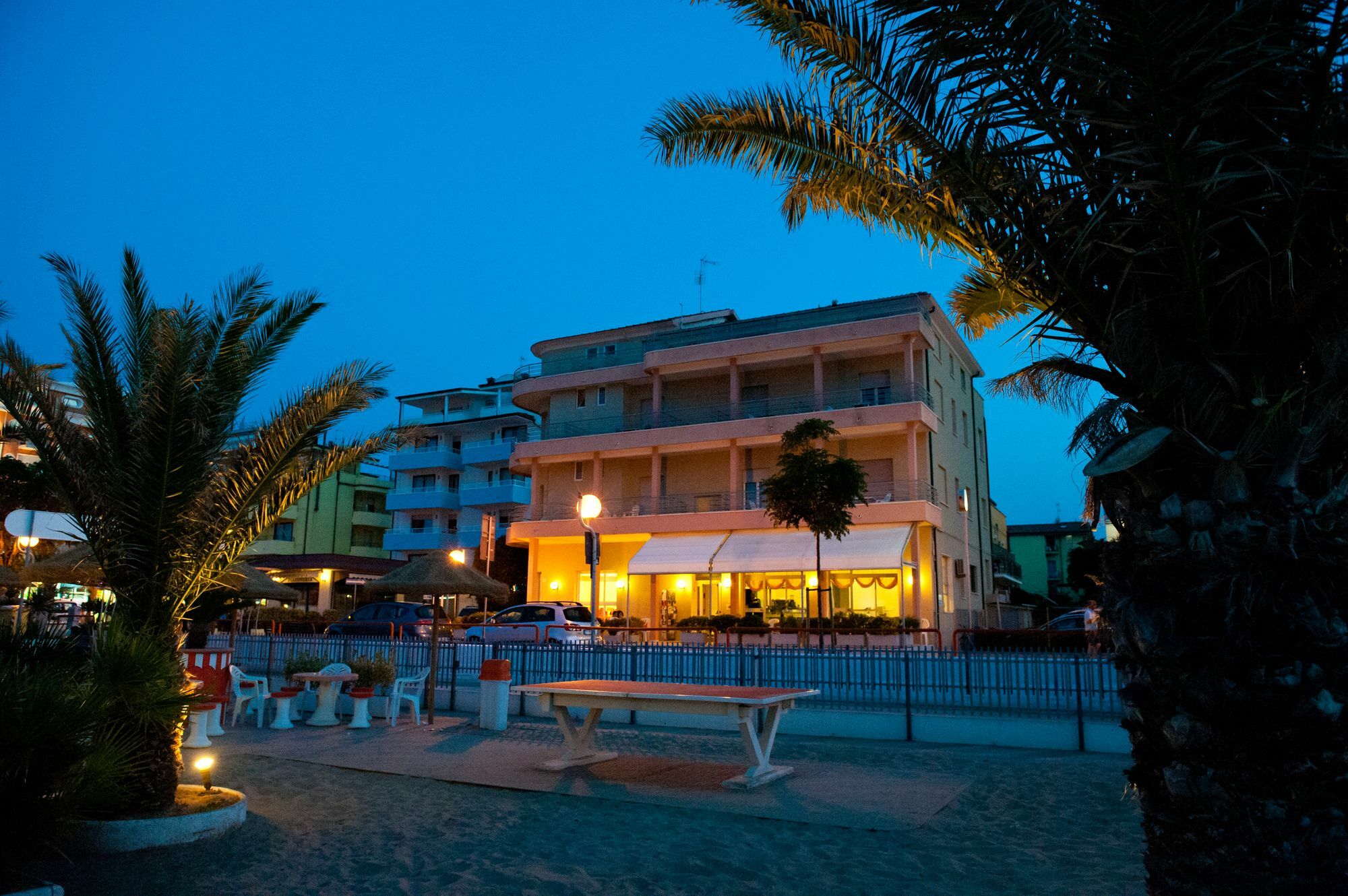 Albergo Villa Mauri Rimini Exterior photo